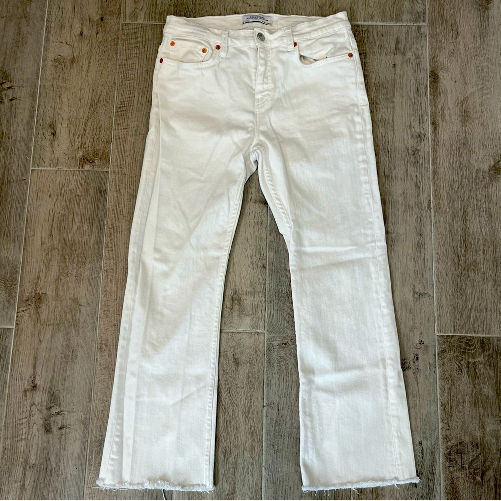 Zara Women's‎ High Rise Straight Leg Unfinished Hem Jeans  White Size 36 US:4